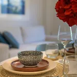 Mouratti New Luxury Garden 公寓