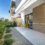 Mouratti New Luxury Garden 科斯镇