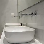 Mouratti New Luxury Garden Apartamento *