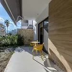 Mouratti New Luxury Garden Lejlighed