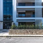 Mouratti New Luxury Garden Apartamento *