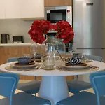 Mouratti New Luxury Garden Apartamento